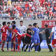 爱游戏体育-伊拉克队在国际足球赛事中遭遇不利()